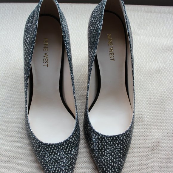 Nine West Printed Heels - Picture 3 of 5